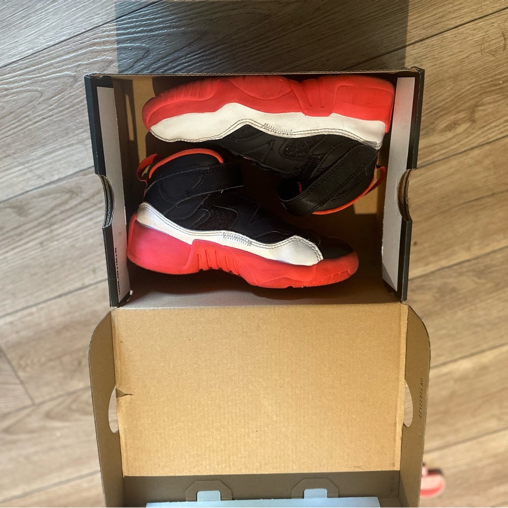 Jumpman Two Trey Jordans size 12c
